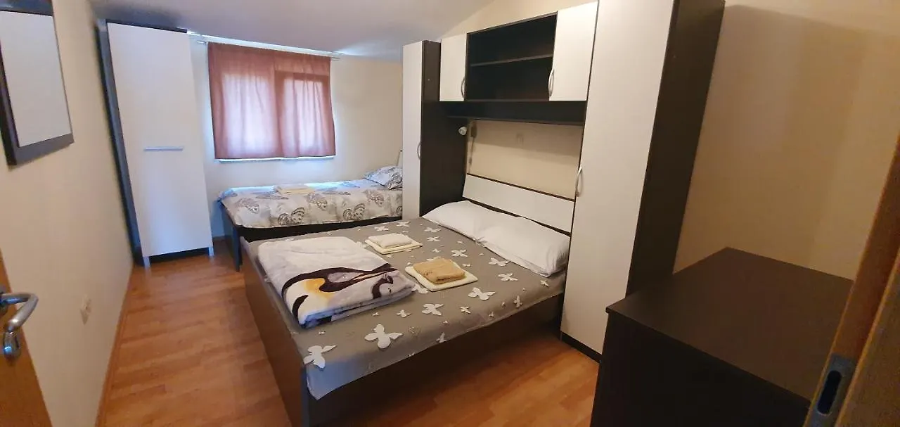 Apartmani Barbara App2 Vinjerac 0*,  Croatia